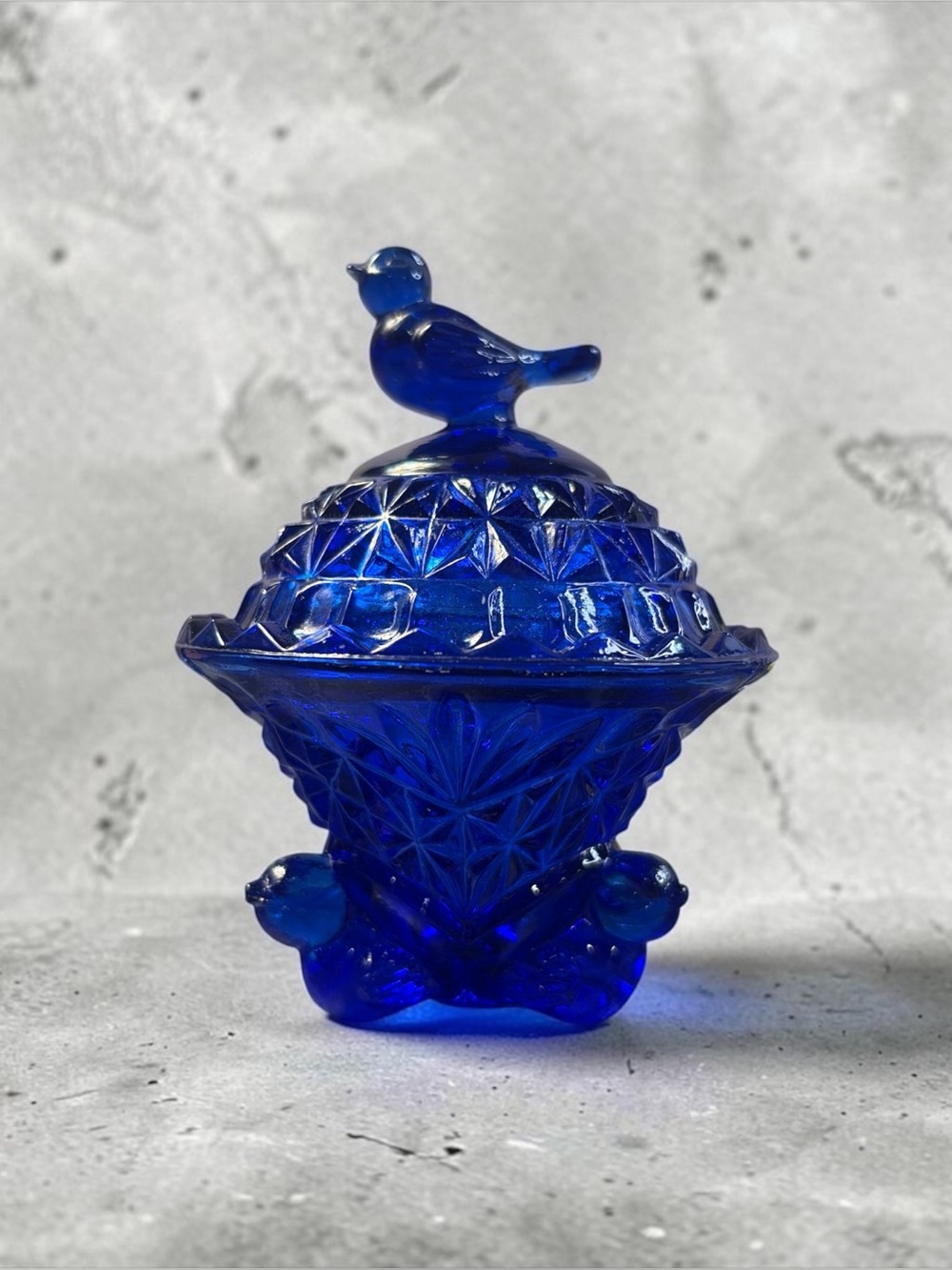VINTAGE HOFBAUER COBALT BLUE GLASS BIRD LIDDED DISH